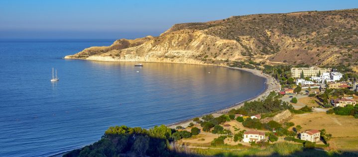 Pissouri Bucht auf Zypern