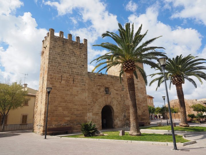 Stadtmauer Alcudia Mallorca